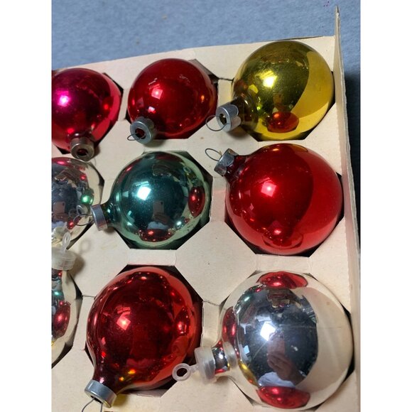 Vintage 12-Piece Glass Christmas Tree Ornaments Set - Red Green Silver Gold Roun - Picture 5 of 10